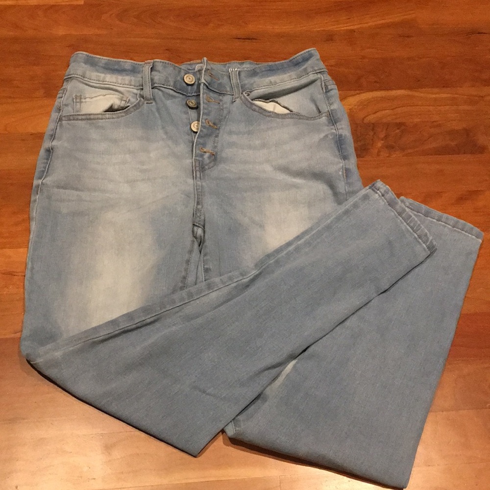 High-Rise Ankle Jeggings.